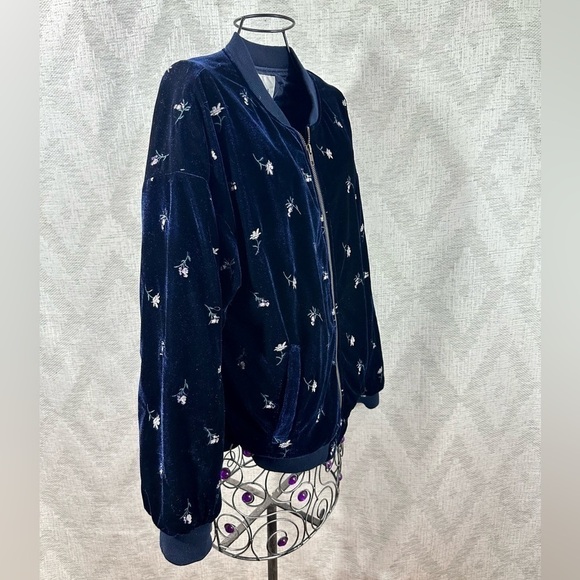 C.O.L.Z.A super sophisticated factory velour floral embroidered puffer jacket - Picture 11 of 14